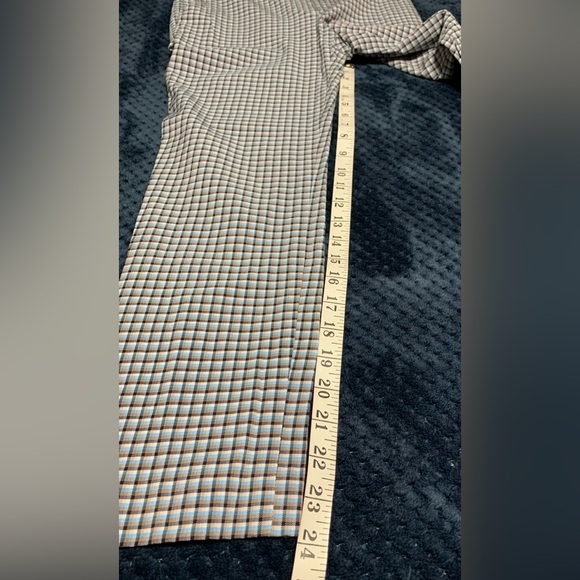3/$30 Theory Checkered Chinos - Dress Pant Size 2 - Picture 8 of 16